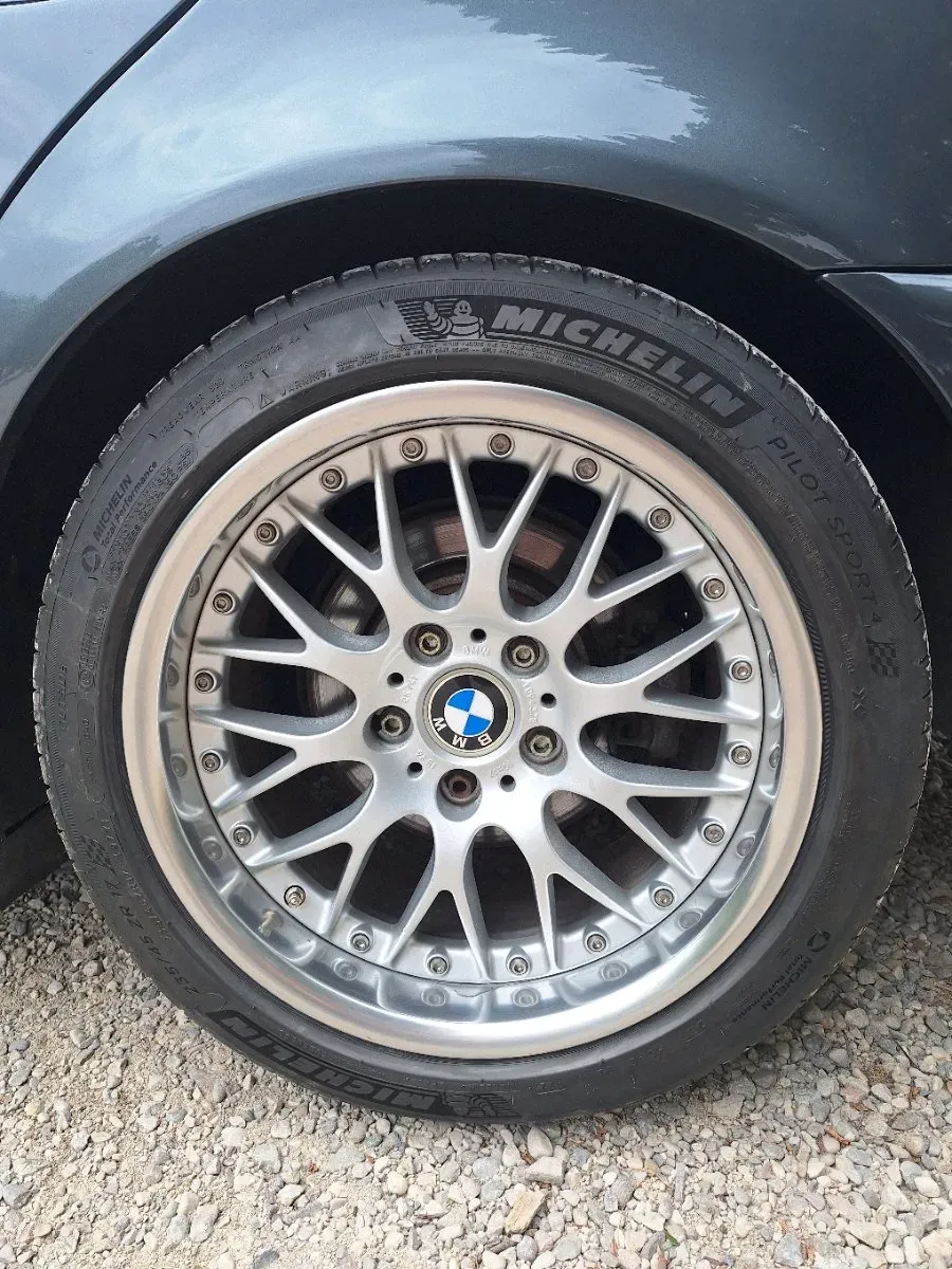 BMW 5 Series 2001 photo 3