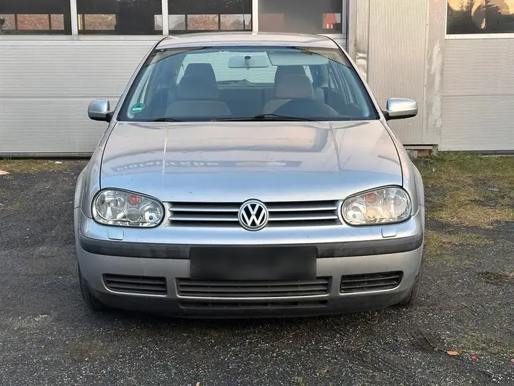 Volkswagen Golf 4