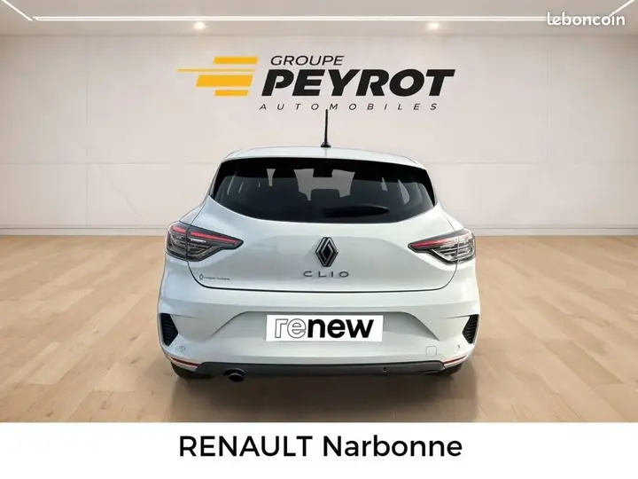 Renault Clio 2024 photo 4