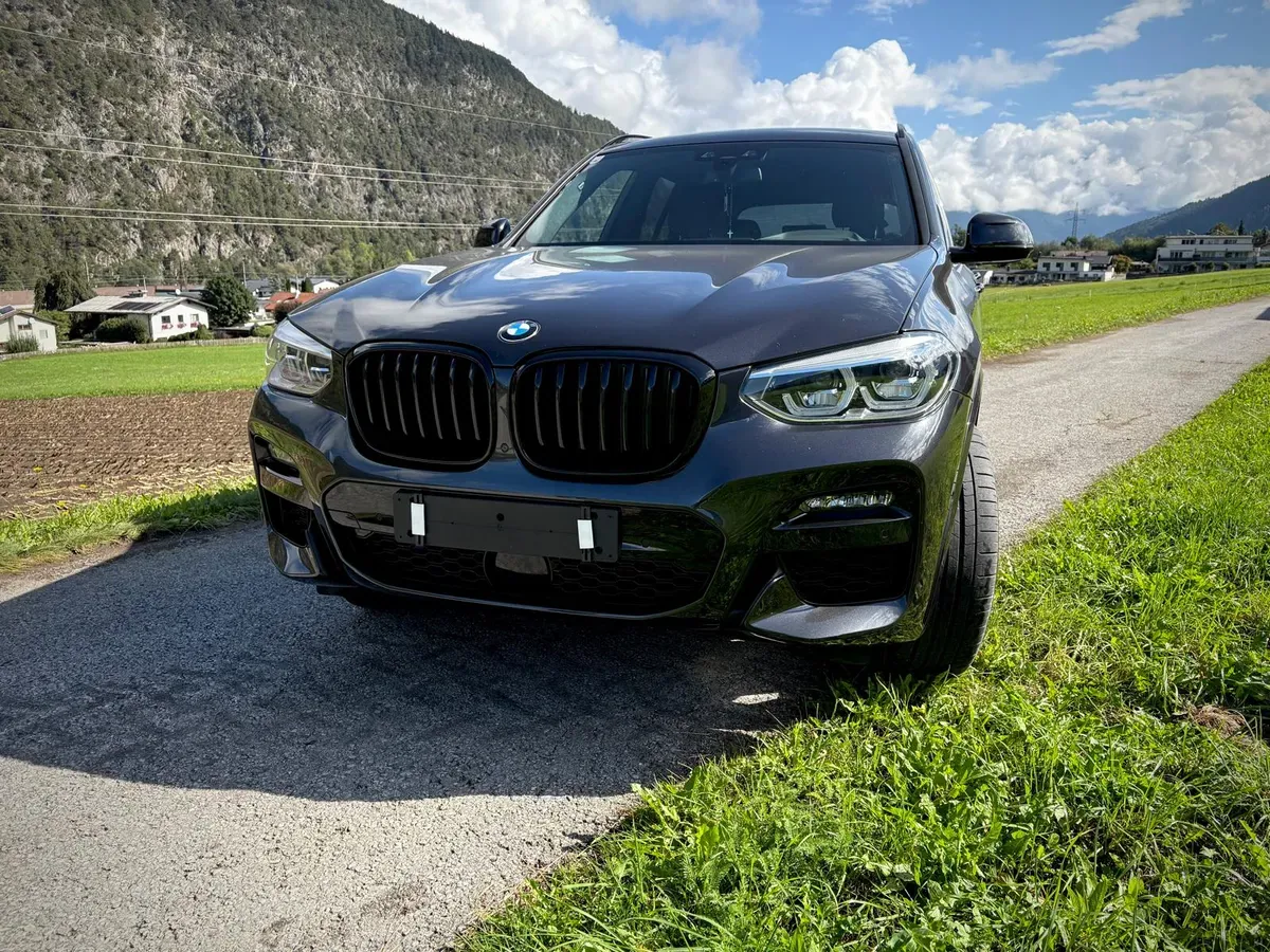 BMW X3 2021 photo 2
