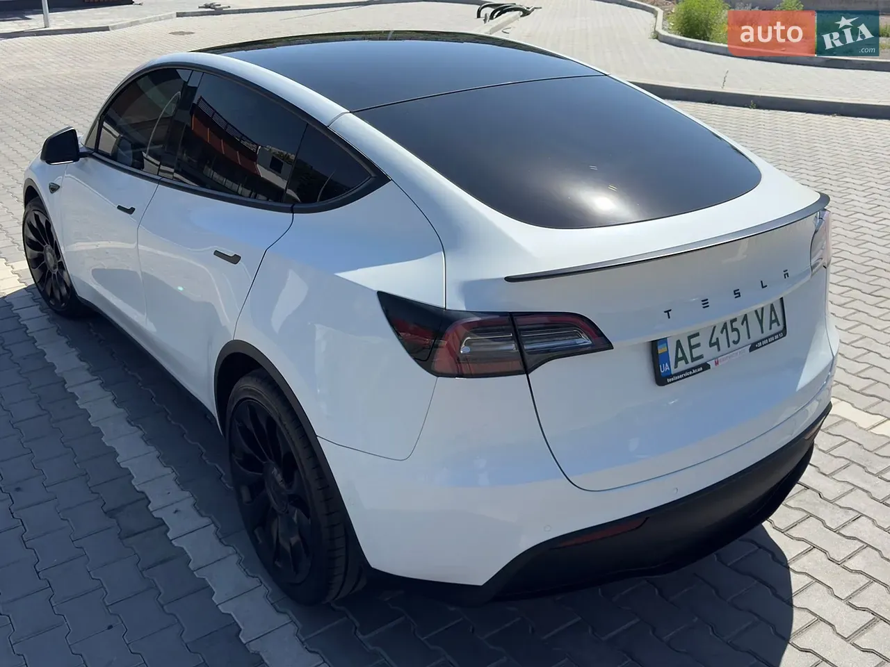 Tesla Model Y 2021 photo 4