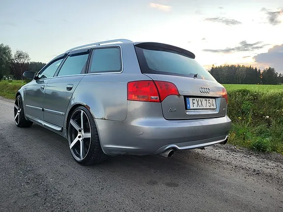 Audi A4 2007 photo 4