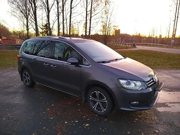 Volkswagen Sharan 2014 photo 2