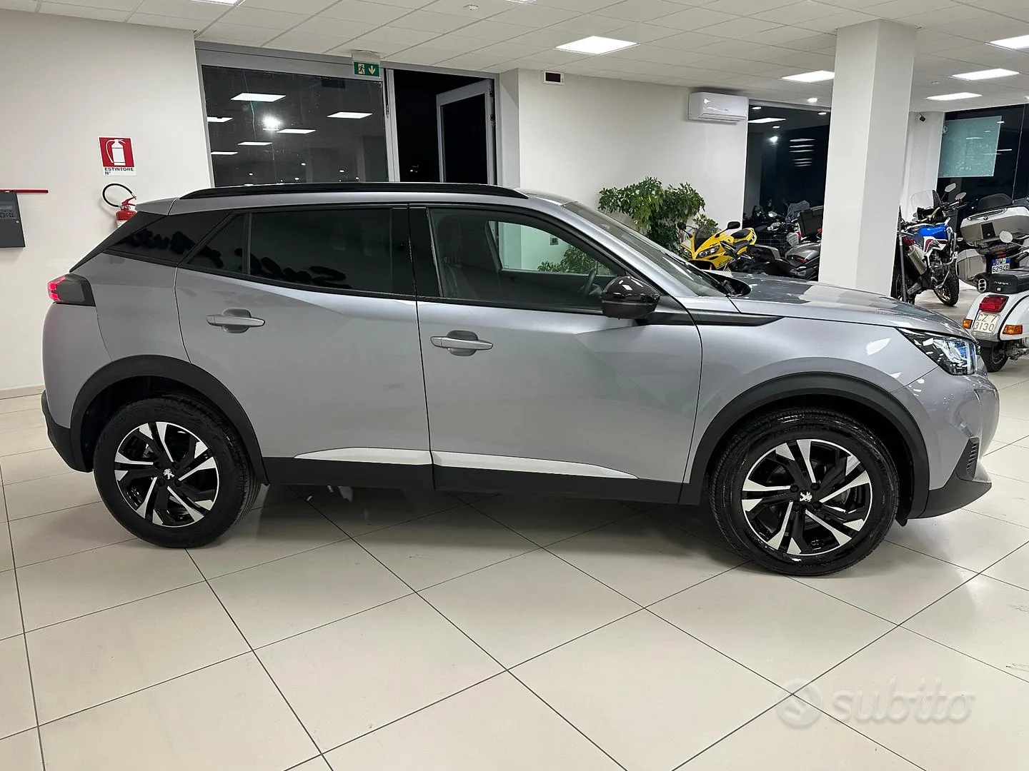 Peugeot 2008 2023 photo 4