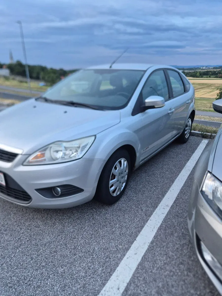 Ford Focus 2008 photo 2