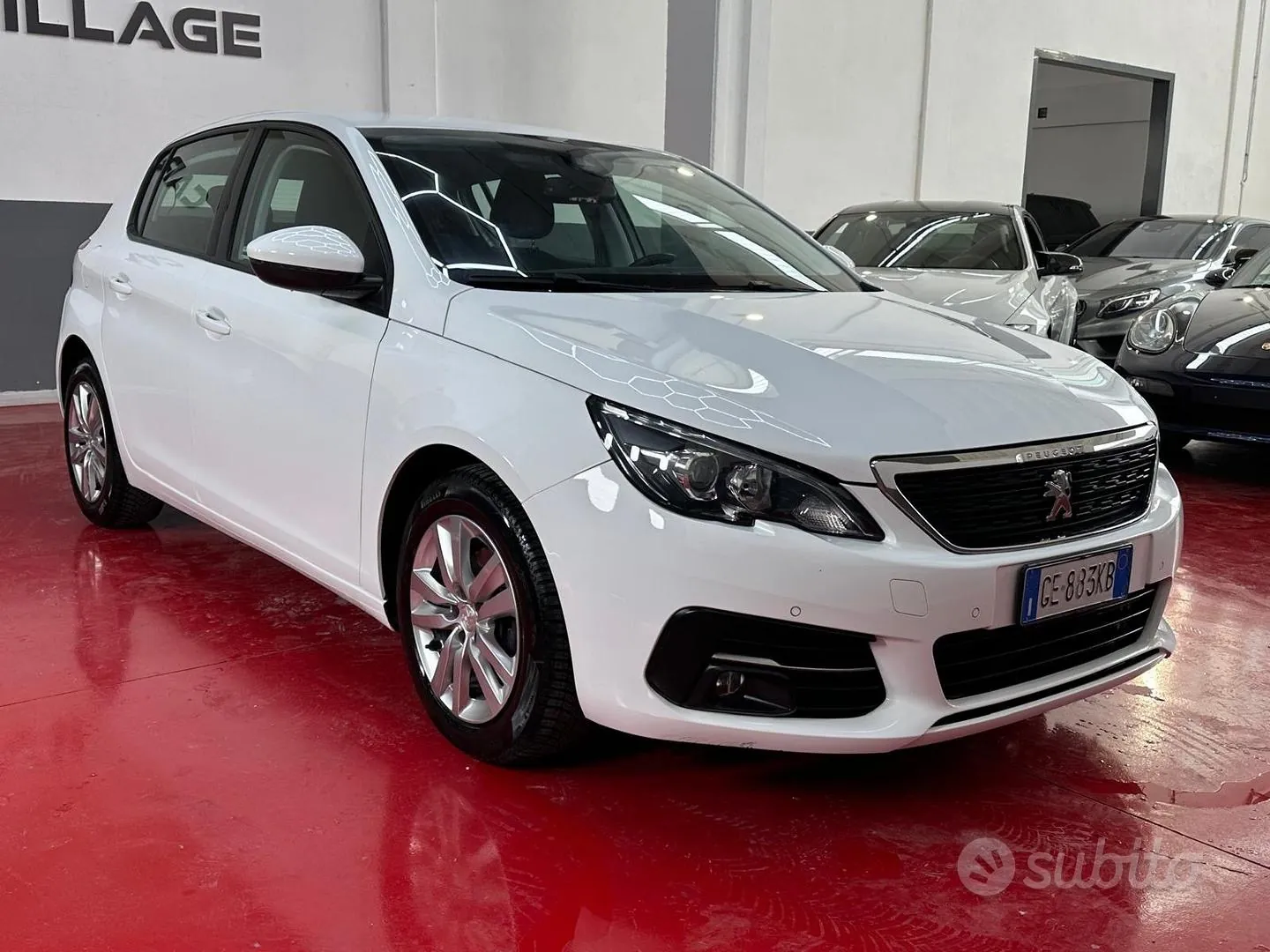Peugeot 308 2021 photo 2