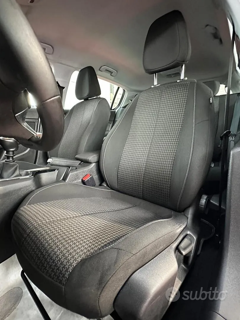 Peugeot 308 2021 photo 5
