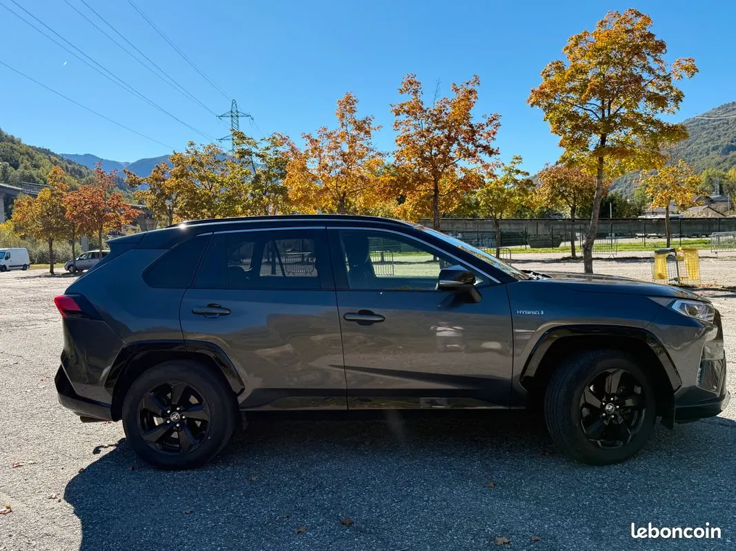 Toyota Rav4 2020 photo 4