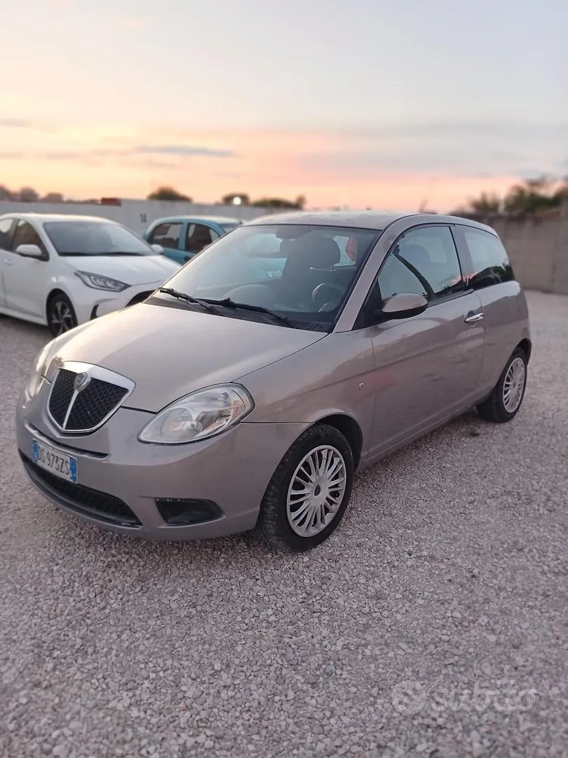 Lancia Ypsilon 2008 photo 2