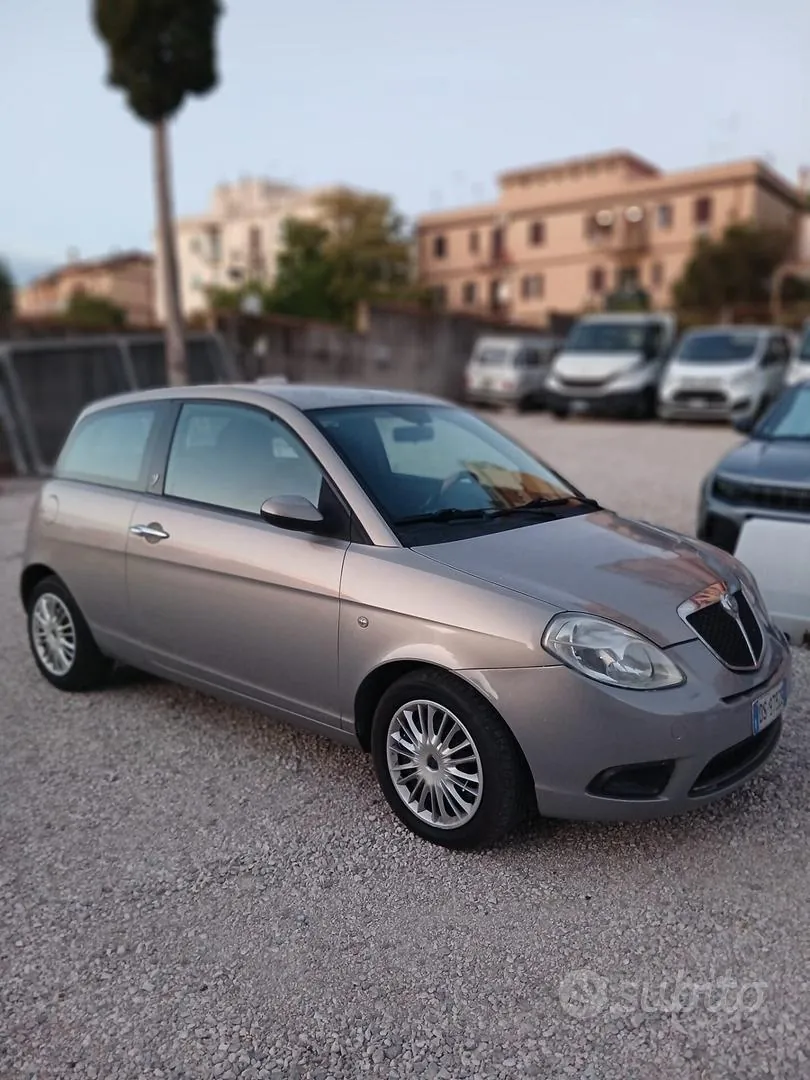 Lancia Ypsilon 2008 photo 3