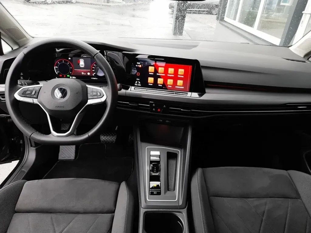 Volkswagen Golf 2021 photo 3