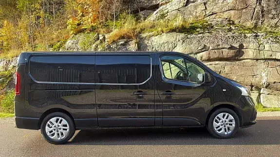 Nissan Nv300 2017 photo 2