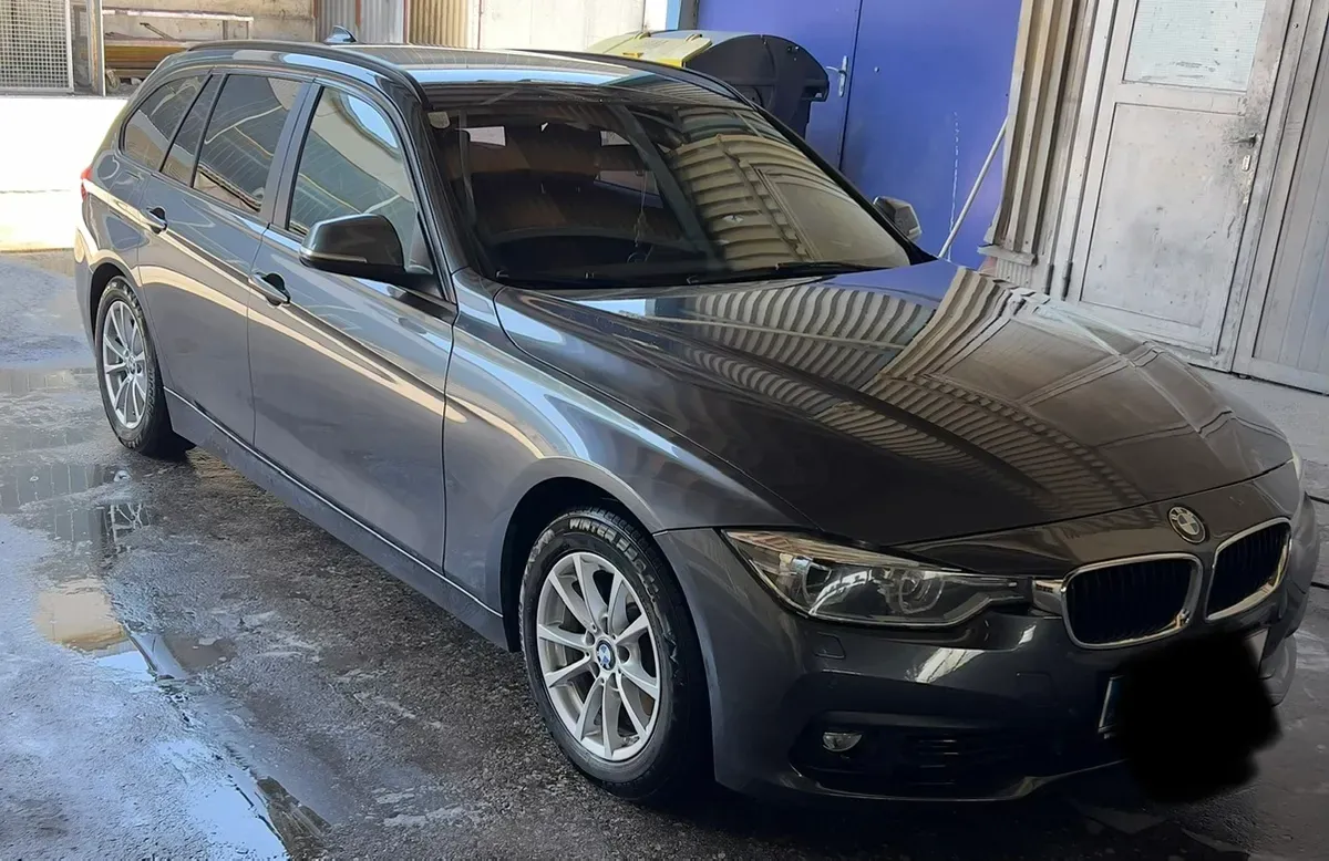 BMW 3 Series 2017 photo 3