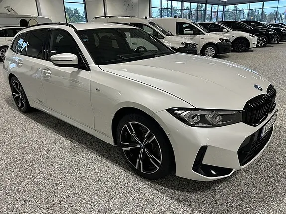 BMW 330E 2024 photo 5