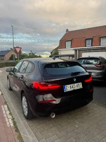 BMW 1 Series 2023 photo 2