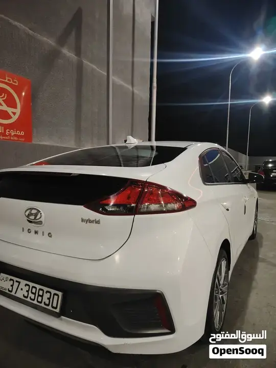 Hyundai Ioniq