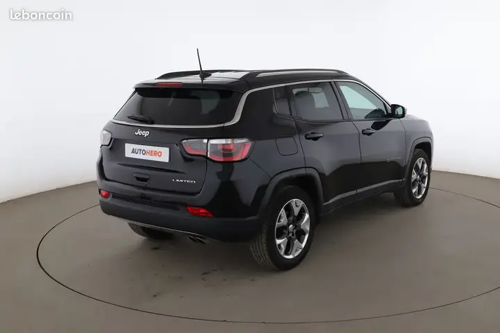 Jeep Compass 2018 photo 3