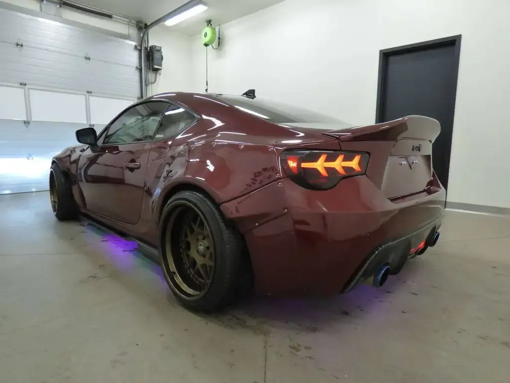 Scion Fr-S 2015 photo 2