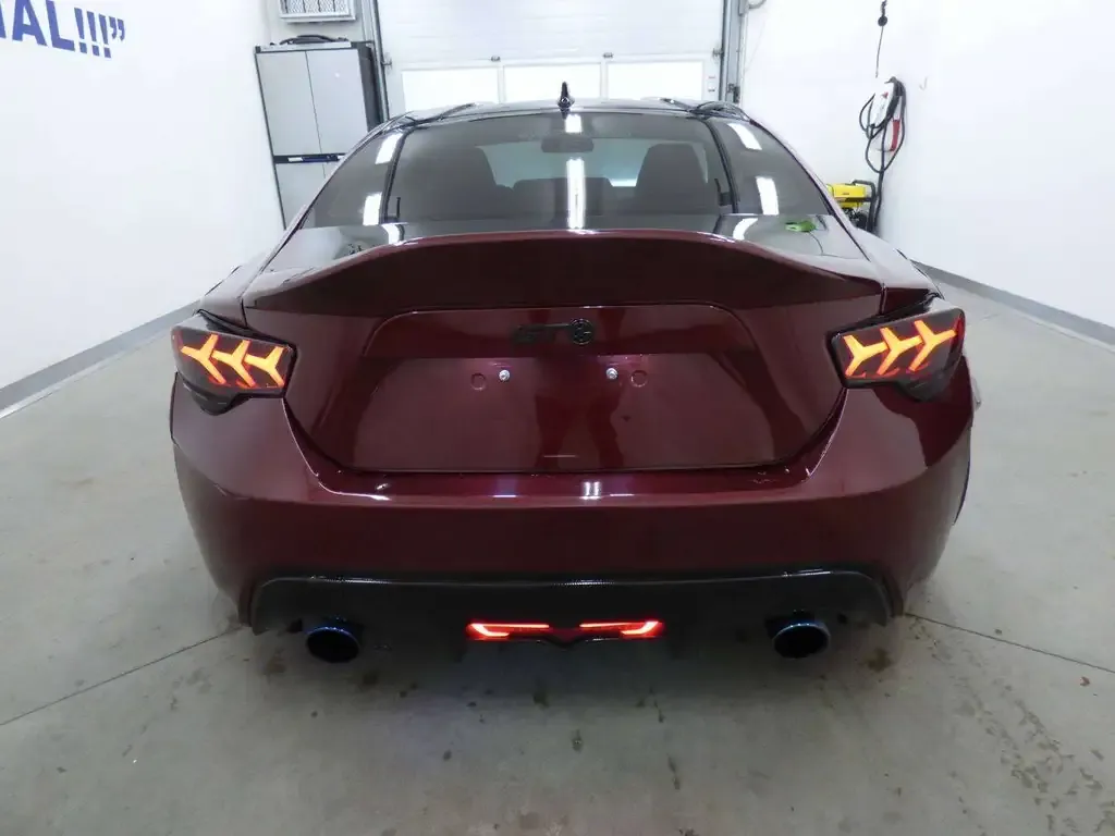 Scion Fr-S 2015 photo 4
