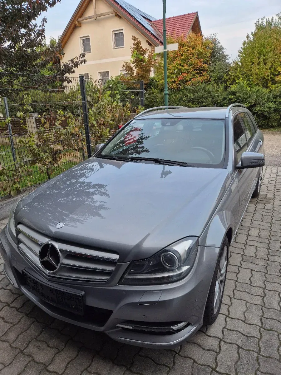 Mercedes-Benz C-Class 2015 photo 2