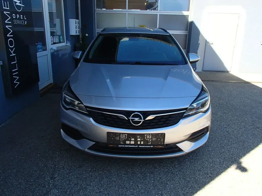 Opel Astra 2020 photo 3