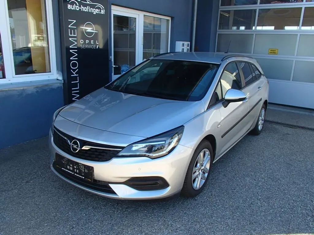 Opel Astra 2020 photo 2