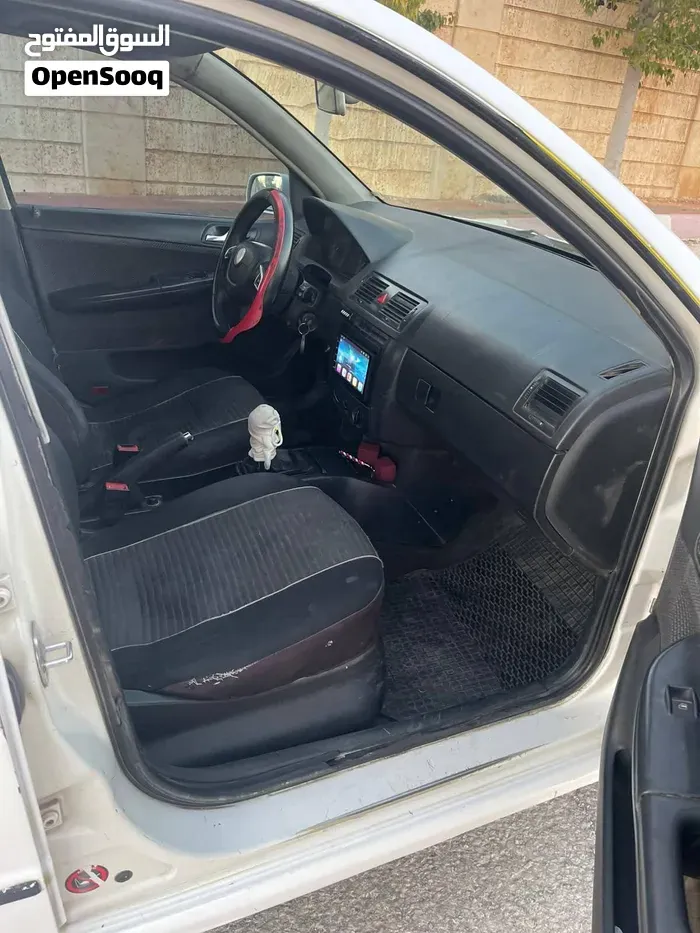 Skoda Fabia 2007 photo 4
