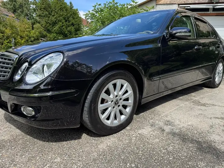 Mercedes-Benz E-Class 2007 photo 3