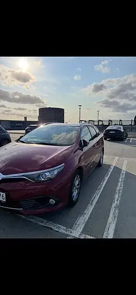 Toyota Auris 2017 photo 2