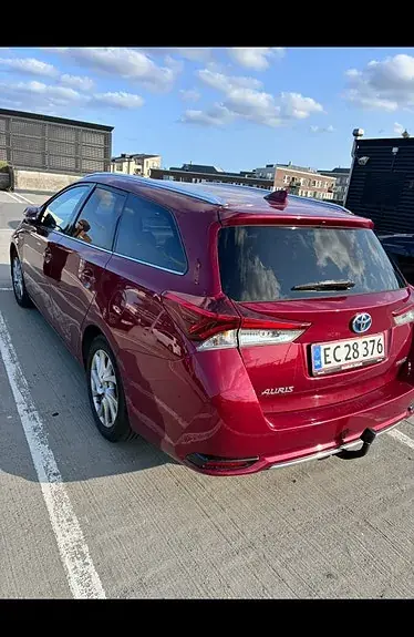 Toyota Auris 2017 photo 3