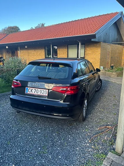 Audi A3 2015 photo 2