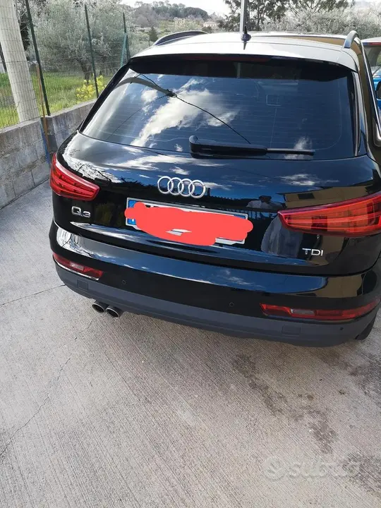 Audi Q3 2016 photo 2