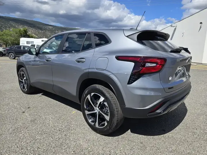 Chevrolet Trax 2026 photo 3
