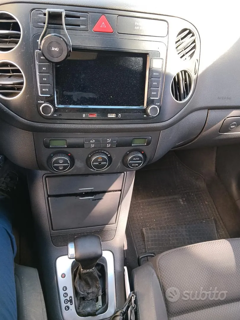 Volkswagen Golf 2005 photo 4