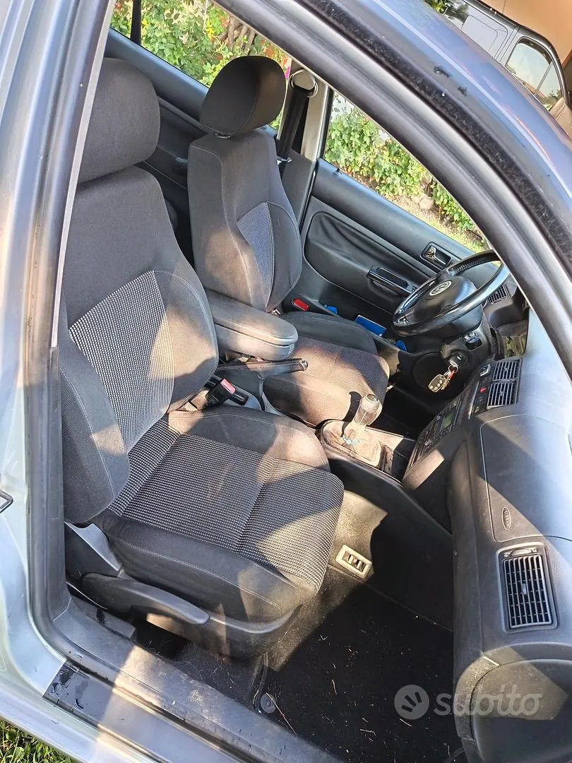 Volkswagen Golf 2003 photo 5