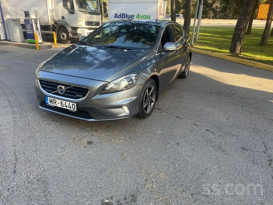 Volvo V40 2015 photo 4