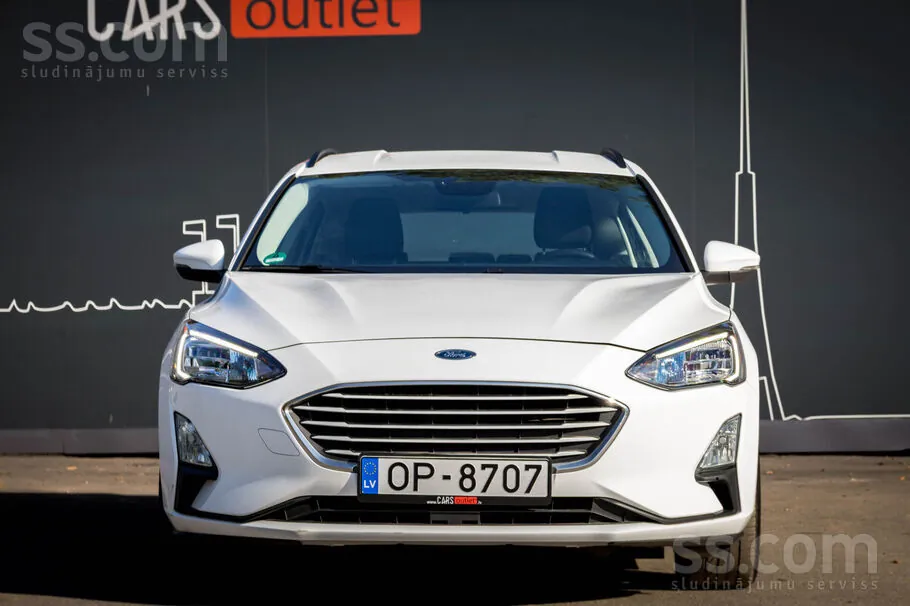 Ford Focus 2020 photo 2