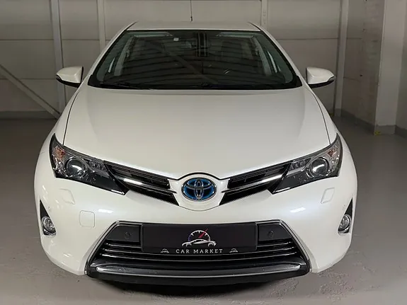 Toyota Auris 2014 photo 4
