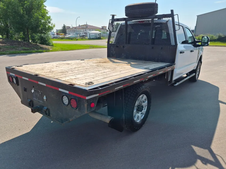 Ford F350 2023 photo 5