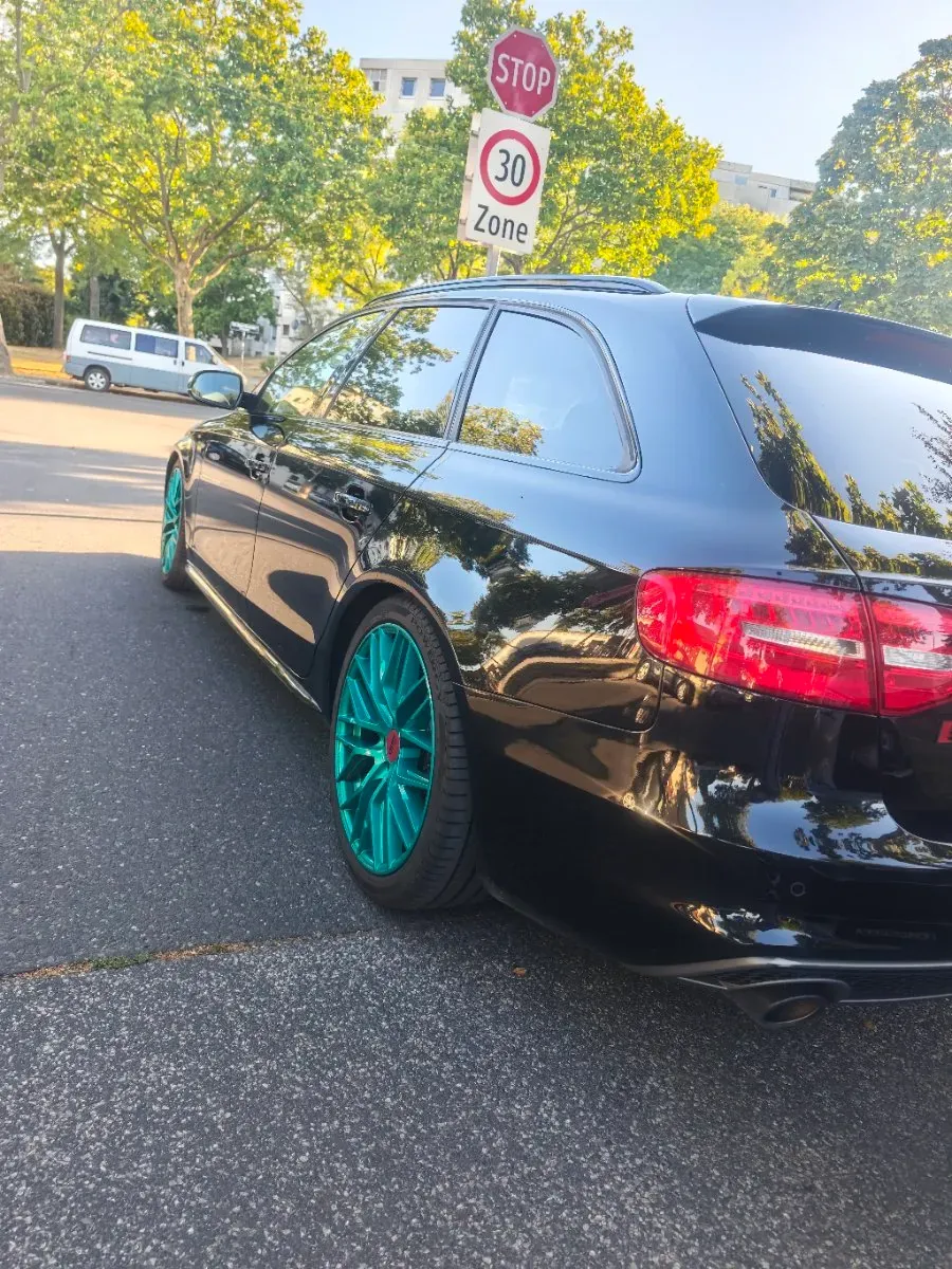 Audi A4 2015 photo 3