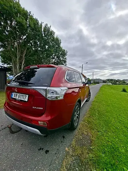 Mitsubishi Outlander 2014 photo 4