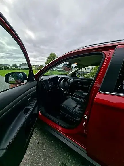 Mitsubishi Outlander 2014 photo 3