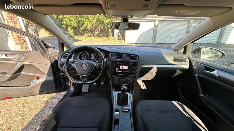 Volkswagen Golf 2019 photo 3