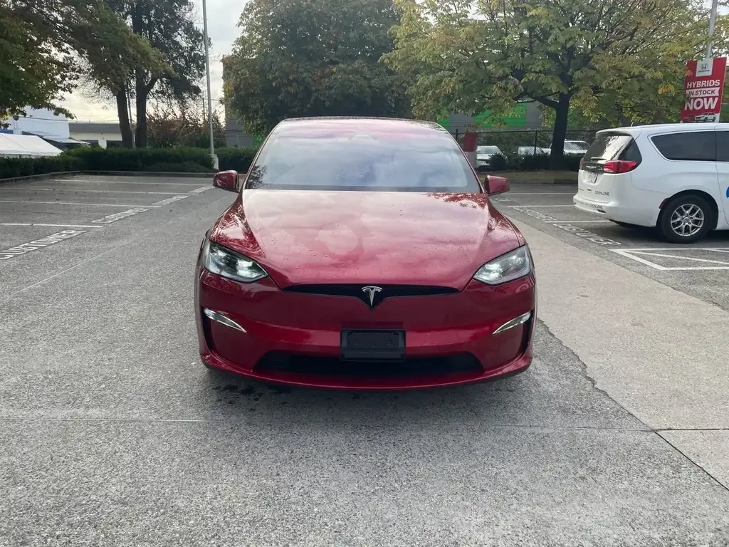 Tesla Model X 2024 photo 2