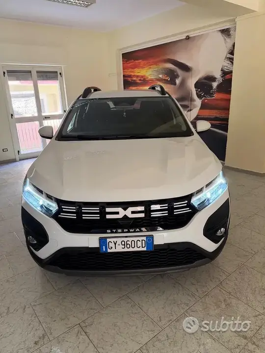 Dacia Sandero Stepway 2025 photo 2