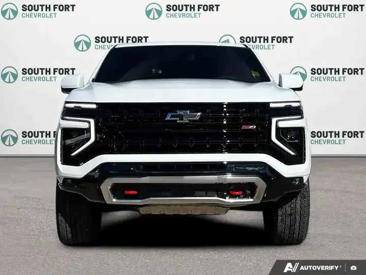 Chevrolet Suburban 2026 photo 5