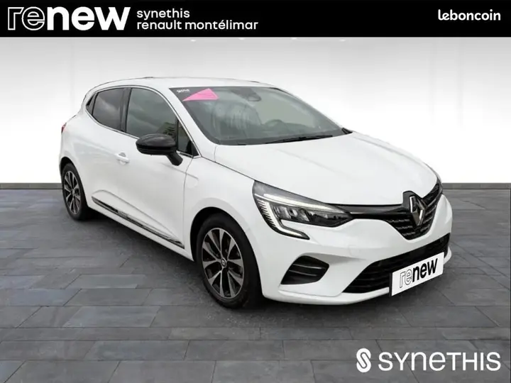 Renault Clio 2023 photo 2
