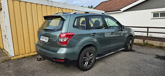 Subaru Forester 2015 photo 2