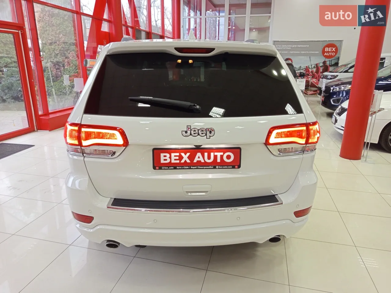 Jeep Grand Cherokee 2016 photo 4