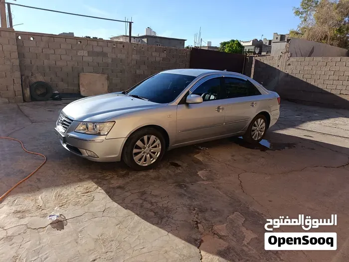 Hyundai Sonata 2009 photo 2